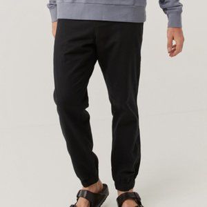 Pact Men's Black The Everyday Jogger (NEW)Size: Medium